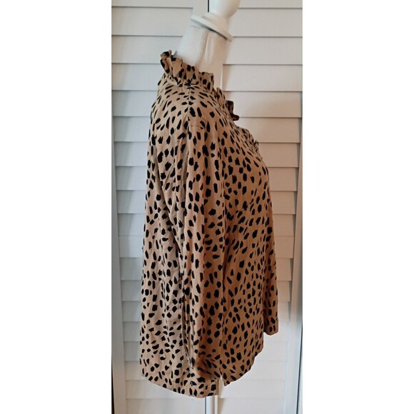 Crown & Ivy Tan Meow Leopard Print Ruffleneck long sleeve blouse L NEW - Picture 4 of 9